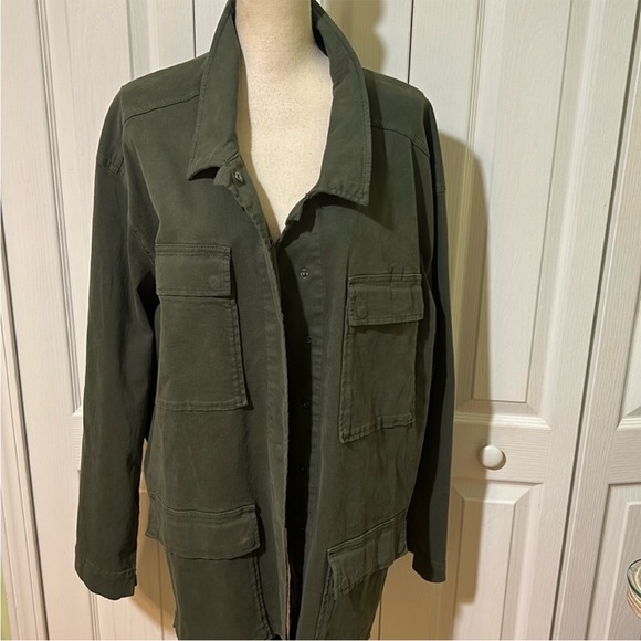 Good American Jackets & Blazers - Good American Olive Green Utility Jacket